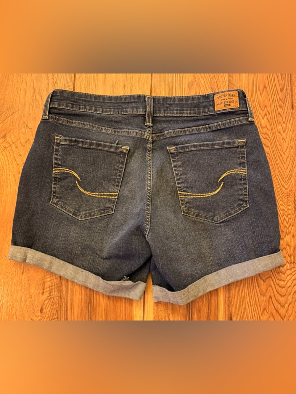 Signature by Levi Strauss Blue Denim Mid Rise Shorts - Picture 2 of 4
